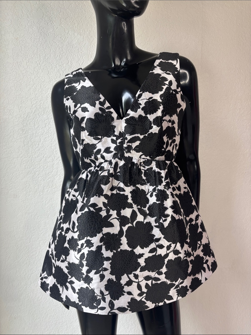 kate spade Black and White Floral V-Neck Dress